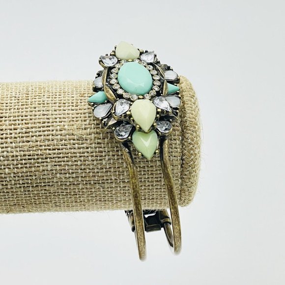 Floral Beaded Clamper Bracelet Brass Tone Green Beads Boho Festival Party Hippie - Picture 5 of 7